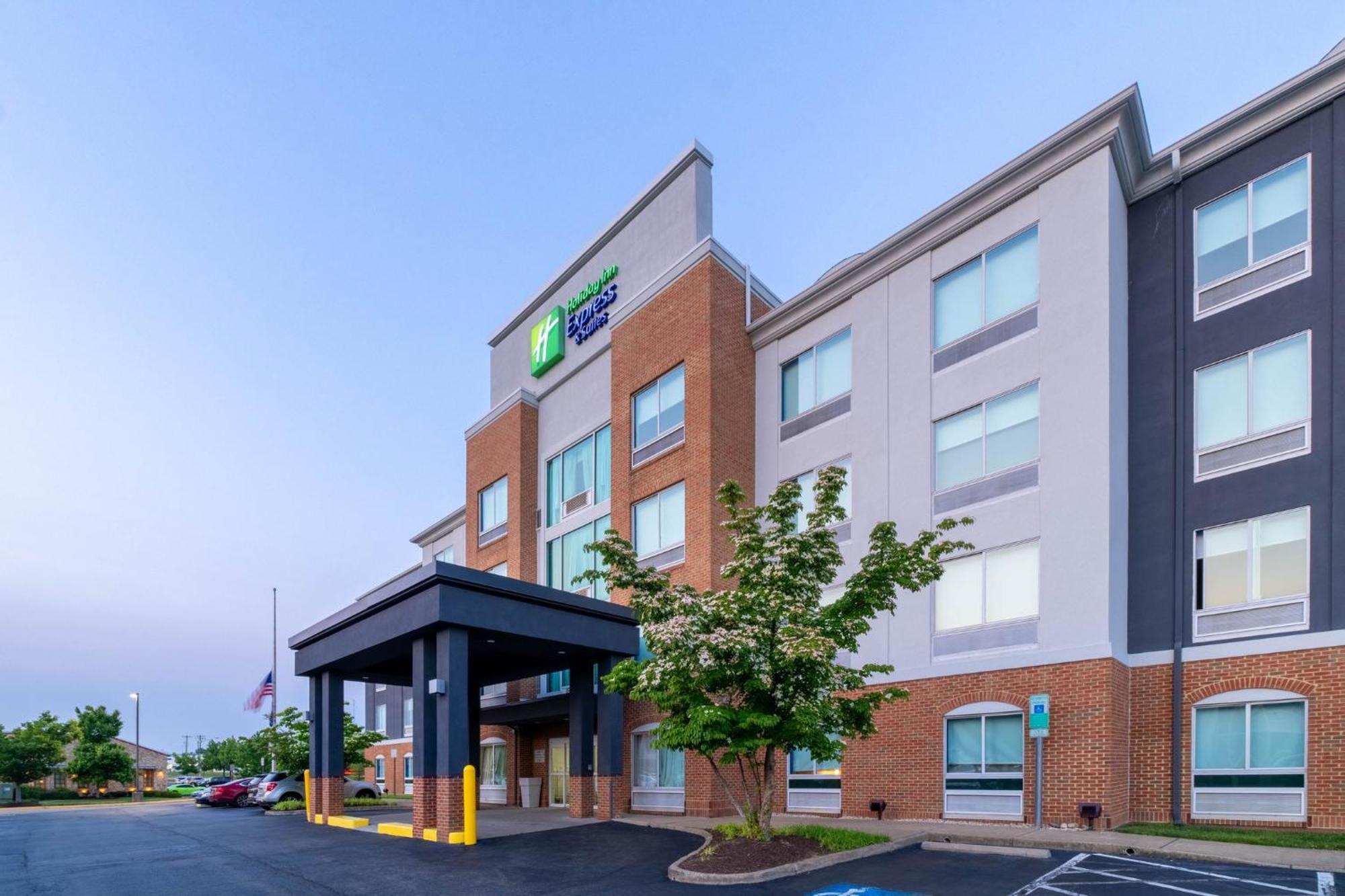 Holiday Inn Express Hotel & Suites Woodbridge, An Ihg Hotel Экстерьер фото